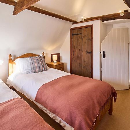 Host & Stay - Bere Cottage Canterbury Buitenkant foto